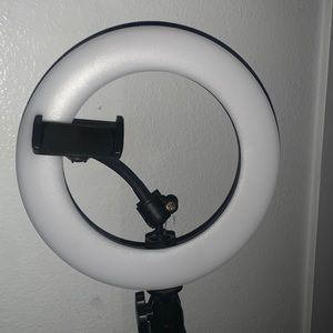 LED ring light